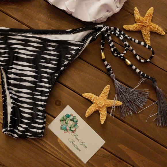 High cut Ruffled Bikini..FINAL SALE DROP - Picture 2 of 4
